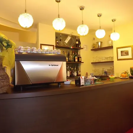 Otel Mimosa 3*