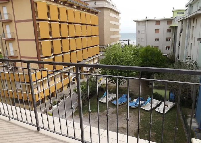 Отель Mimosa San Mauro Mare
